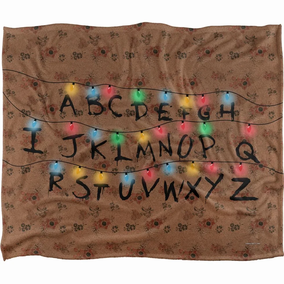 Stranger Things Świąteczne Światła Alfabet Koc Narzuta Silky Touch 152 x 127 cm