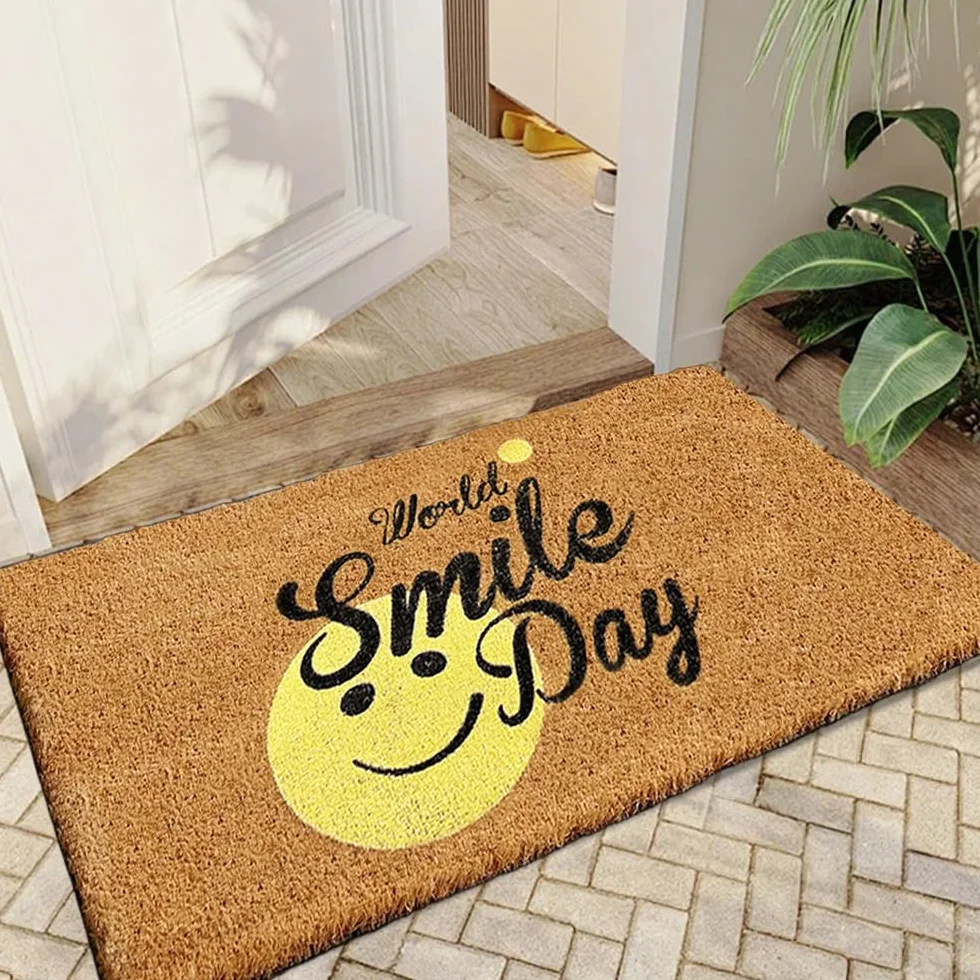 Qingbei Rina Zewnętrzna wycieraczka z uśmiechem, 60 x 90 cm mata pod drzwi wejściowe z włókna kokosowego na zewnątrz antypoślizgowy spód, duże zewnętrzne wycieraczki
