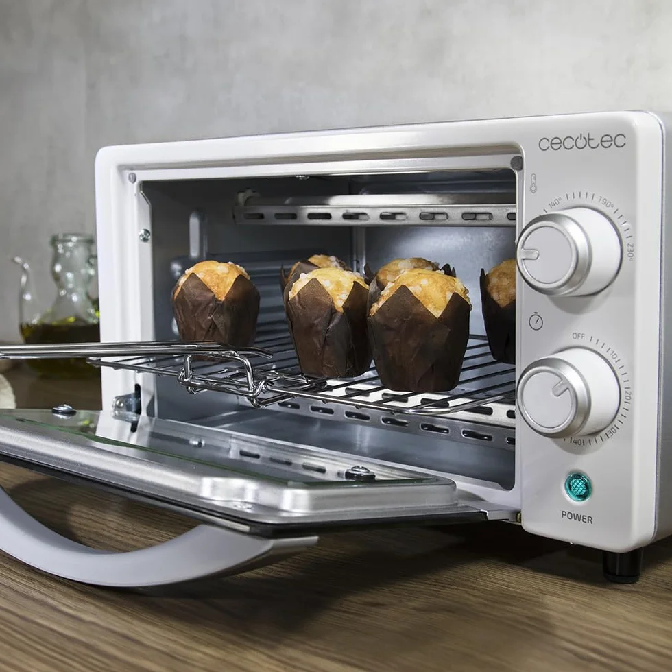 Cecotec Piekarnik stołowy Bake&Toast 3090 White Gyro, 30 l, 1500 W, 5 różnych funkcji, zawiera obrotowy rożen, oświetlenie wewnętrzne, tackę na okruszki
