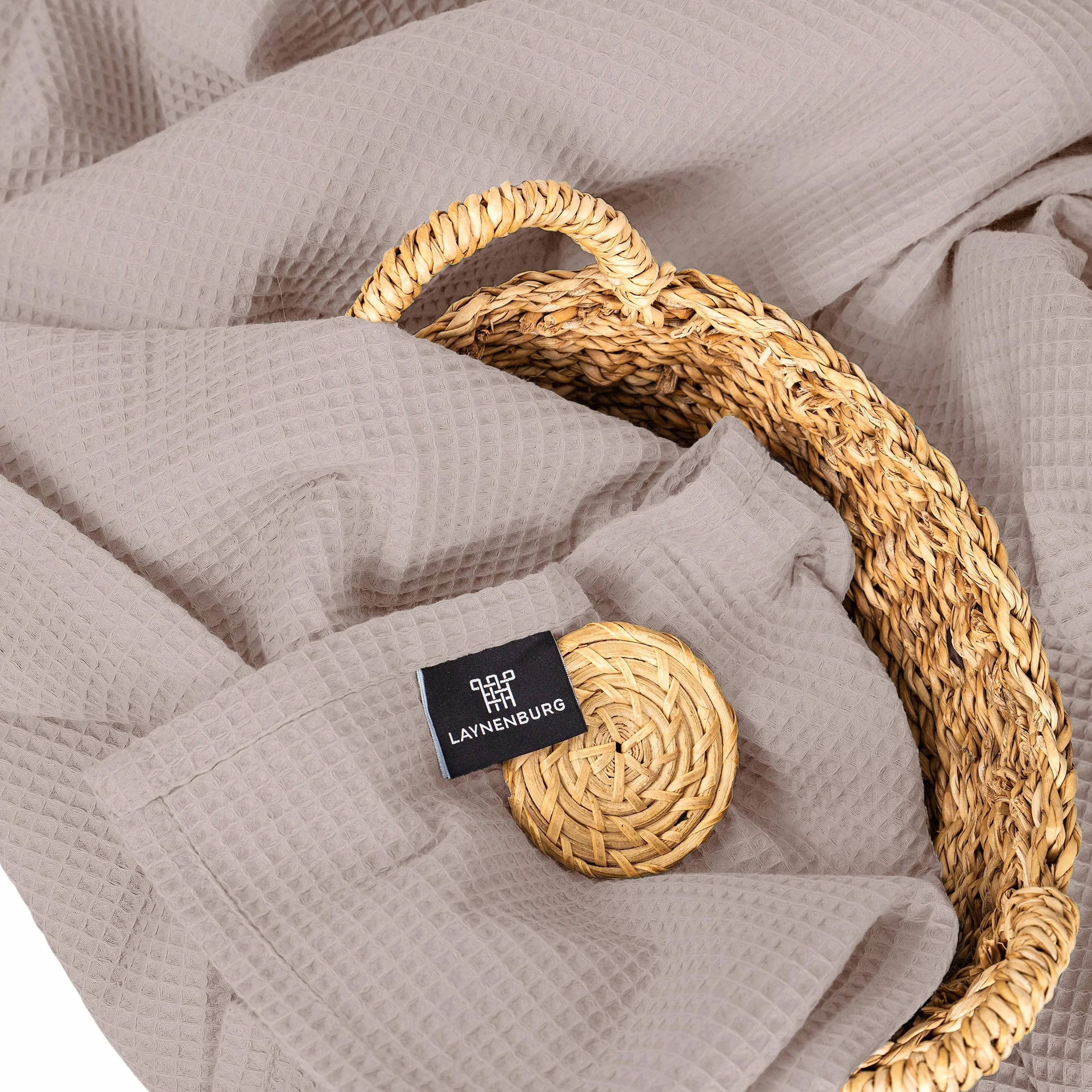 LAYNENBURG Narzuta klasy premium, 150 x 200 cm, 100% bawełny o strukturze waflowej, lekkie nakrycie letnie, bawełniana narzuta na łóżko, sofę, kolor: taupe