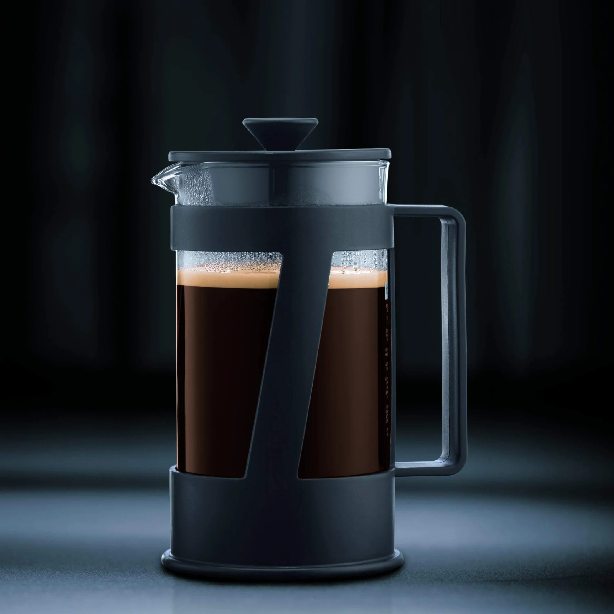 BODUM Crema zaparzacz do kawy z 4 filiżankami, czarny, 0,5 l