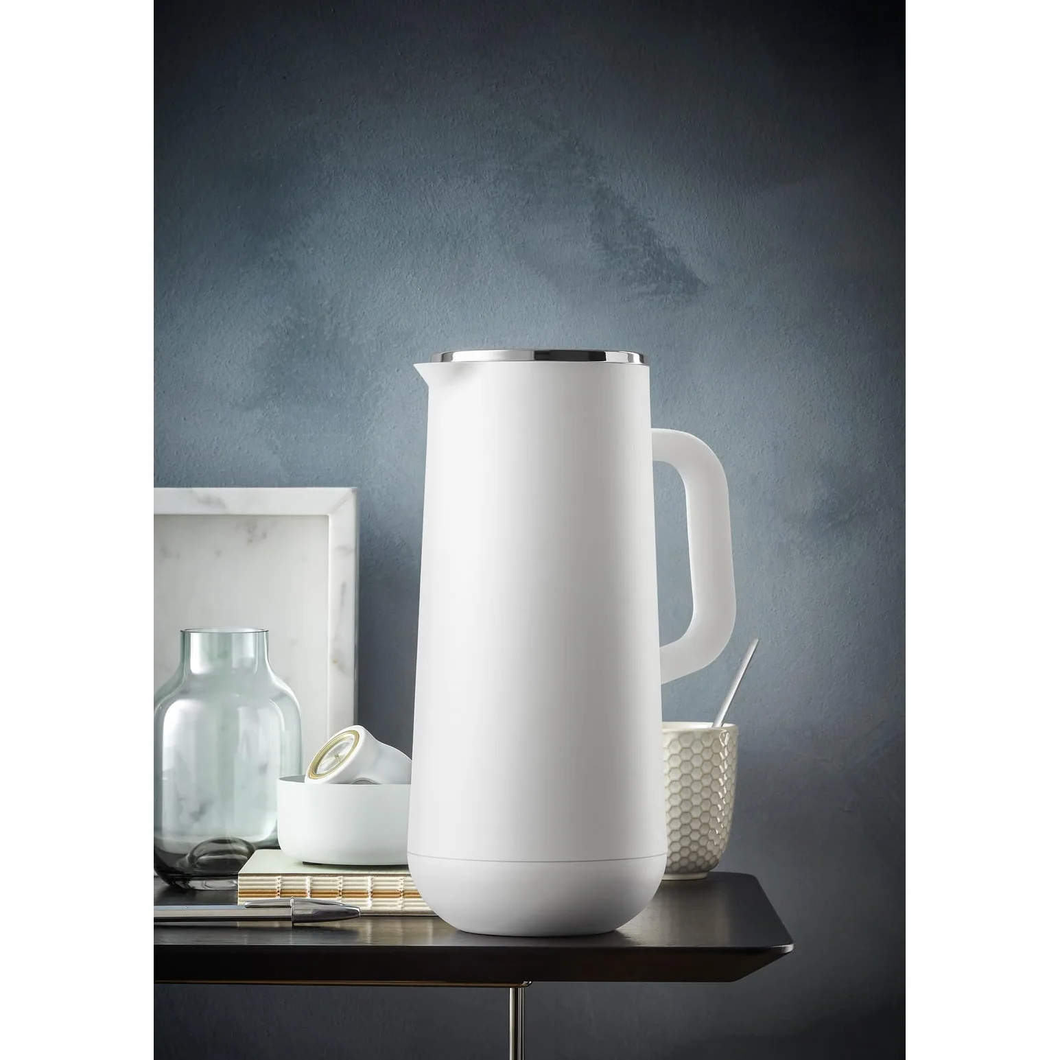 WMF Termos próżniowy Impuls Twist Lock 1,0 l biały