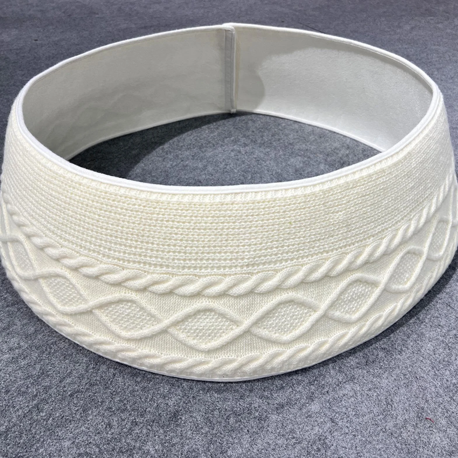 Spódnica pod choinkę 72 x 23 cm osłona stojak