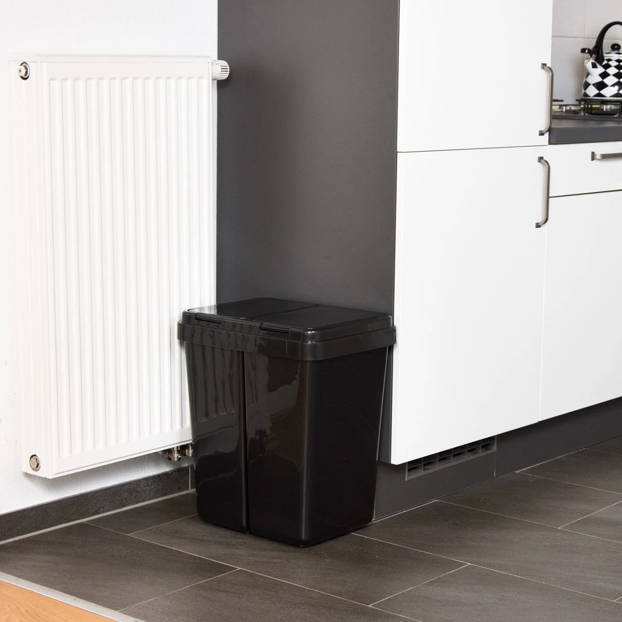 Grizzly Podwójny kosz na śmieci do recyklingu 2x25 litrów antracyt