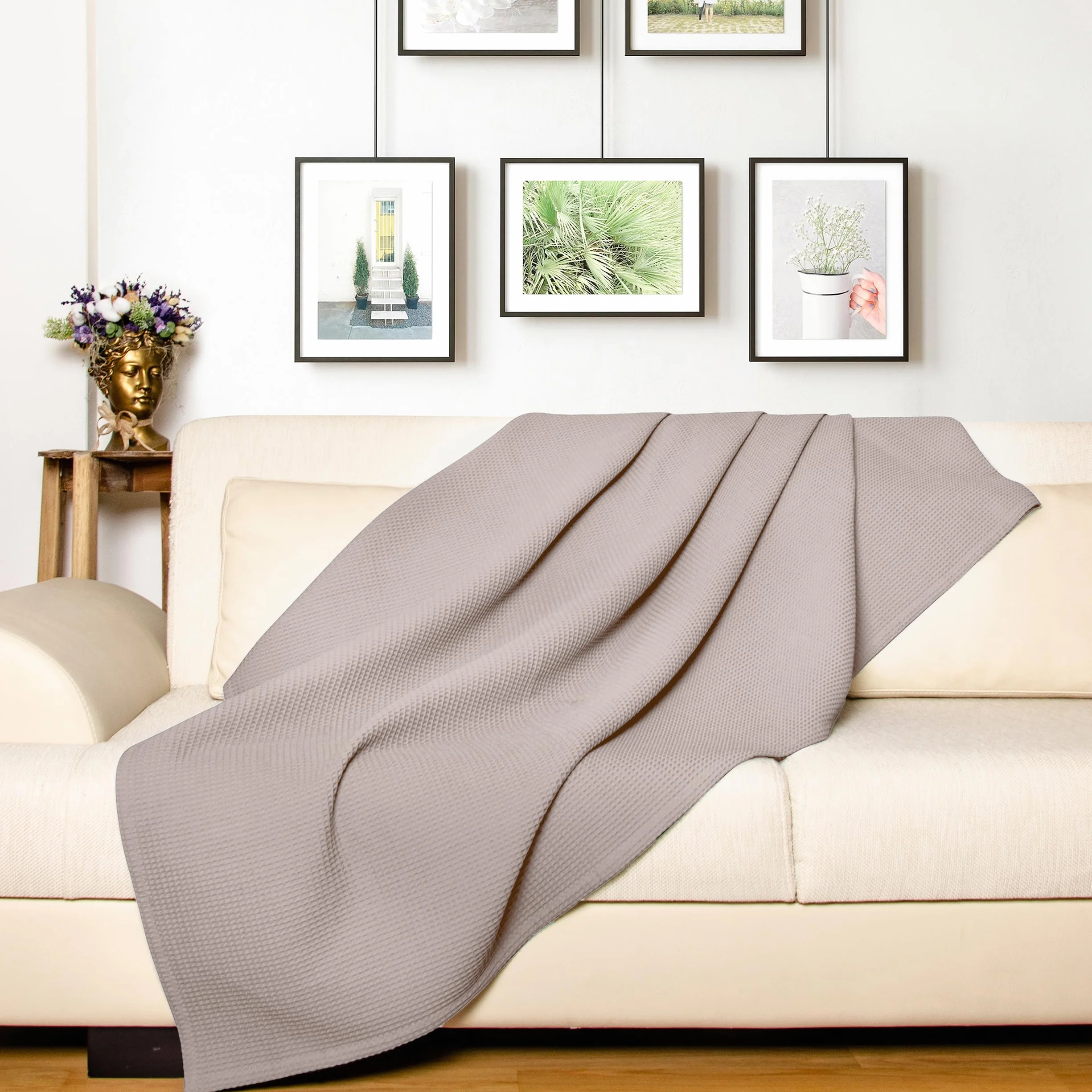LAYNENBURG Narzuta klasy premium, 150 x 200 cm, 100% bawełny o strukturze waflowej, lekkie nakrycie letnie, bawełniana narzuta na łóżko, sofę, kolor: taupe