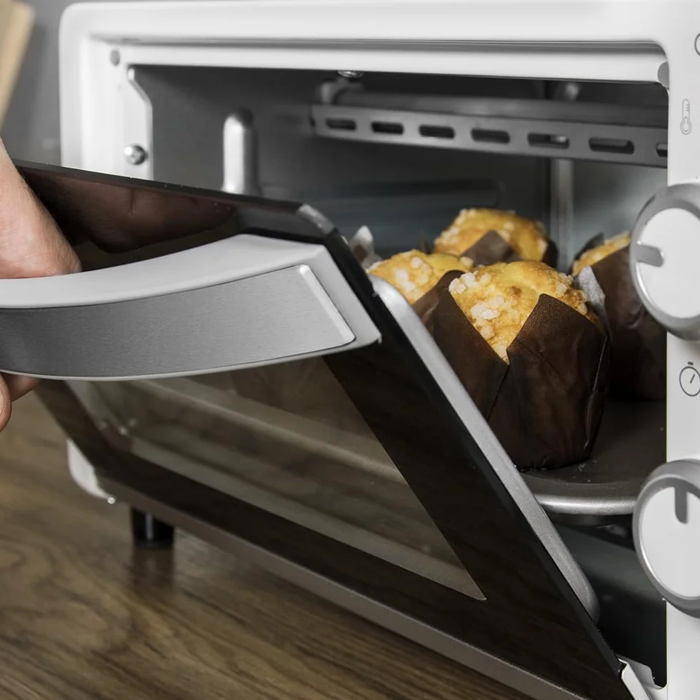 Cecotec Piekarnik stołowy Bake&Toast 3090 White Gyro, 30 l, 1500 W, 5 różnych funkcji, zawiera obrotowy rożen, oświetlenie wewnętrzne, tackę na okruszki