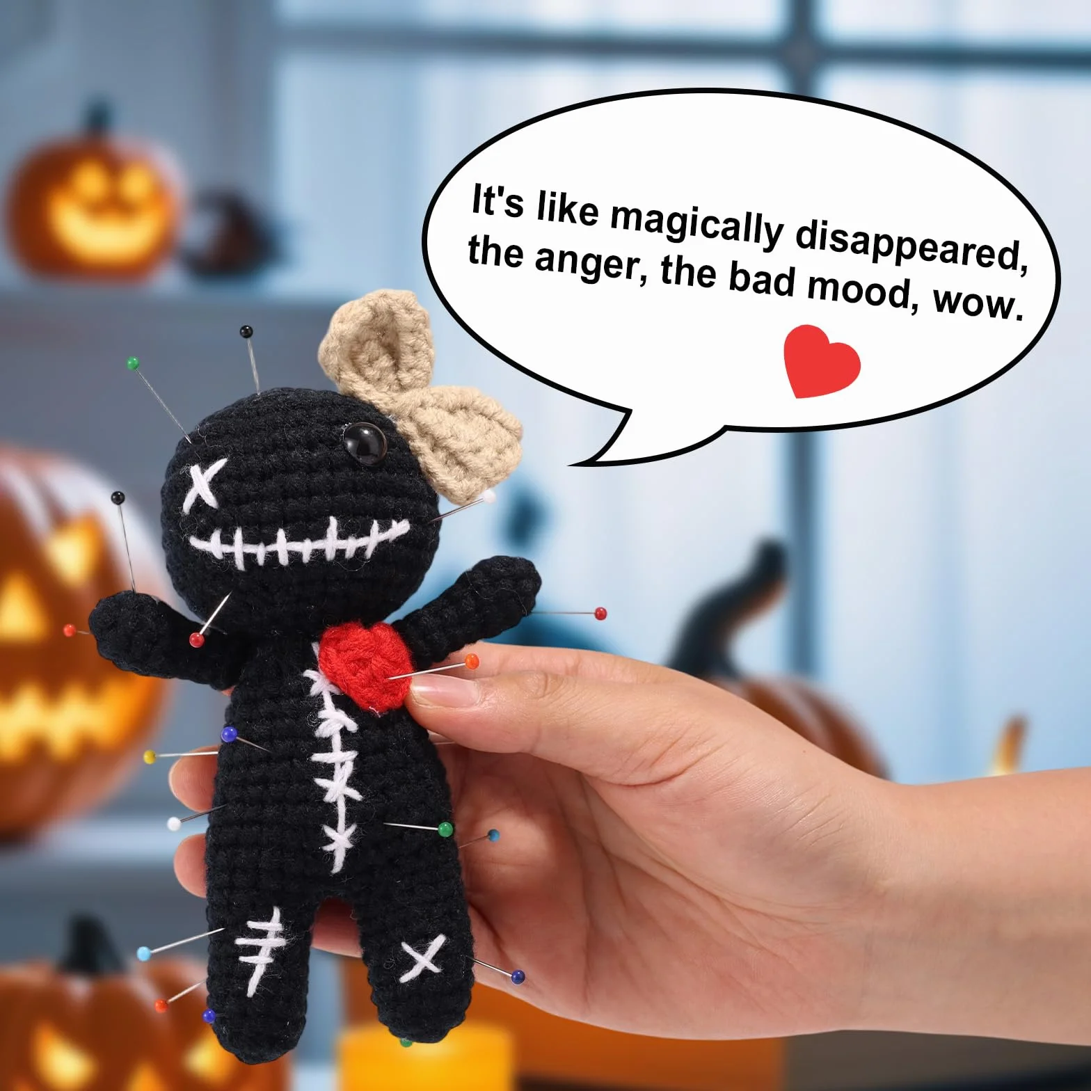TOYMIS Laleczka Voodoo Szydełkowana Czarna z Szpilkami Antystresowa Dekoracja Halloween
