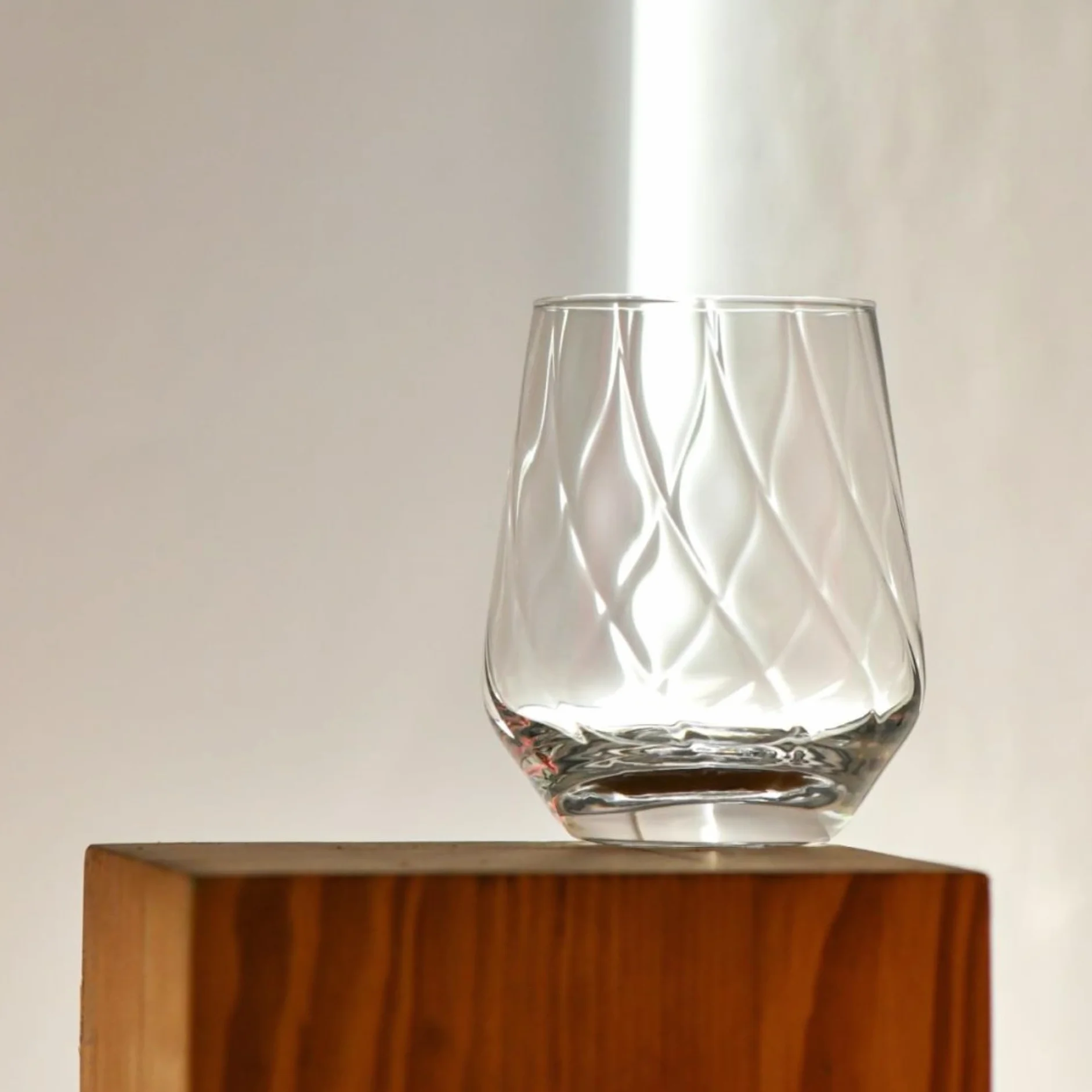 KROSNO Splendour LUMI Szklanki do Napojów 430 ml Zestaw 3 szt – Szkło Kryształowe Bezołowiowe, Nowoczesne, Eleganckie Szklanki do Wody, Soków i Koktajli, Wyprodukowane w Europie