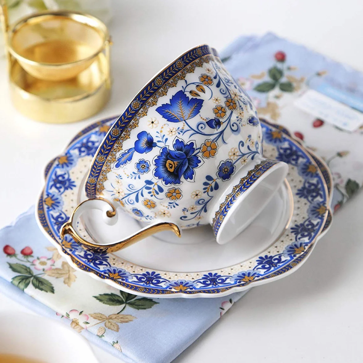 fanquare Filiżanka i spodek z chińskiej porcelany z motywem niebieskich kwiatów, vintage, porcelanowa filiżanka do kawy, 200 ml