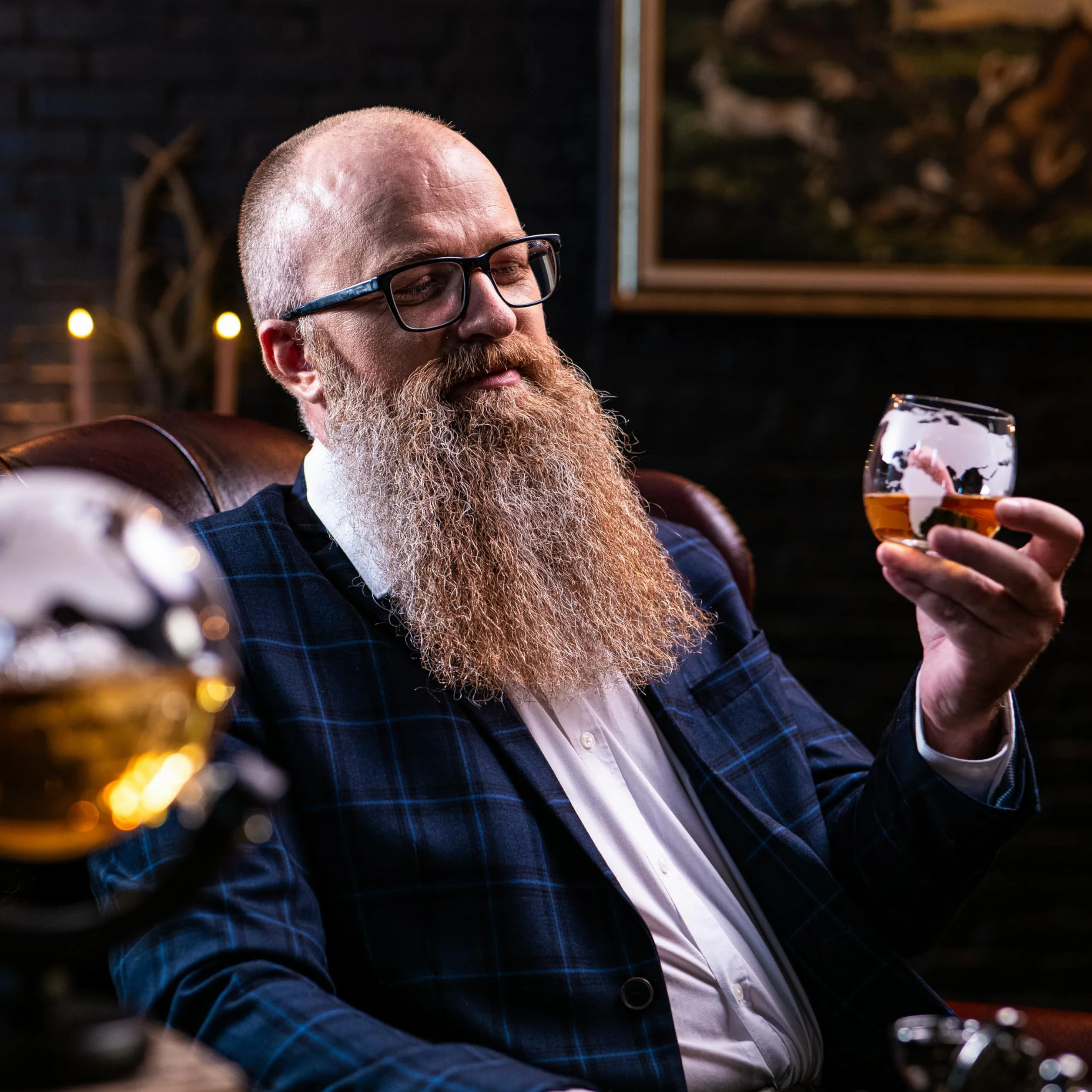 WHISISKEY Zestaw Karafka do Whisky 900ML 2 Szklanki 8 Kamieni Prezentowy