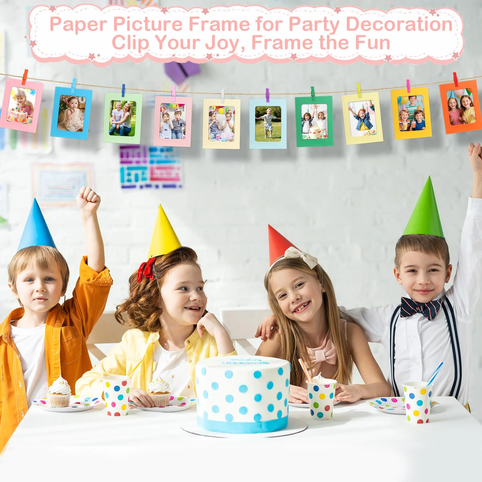 Zestaw 30 papierowych ramek na zdjęcia 11,3 x 15,4 cm z drewnianymi klamerkami kreatywna girlanda fotograficzna