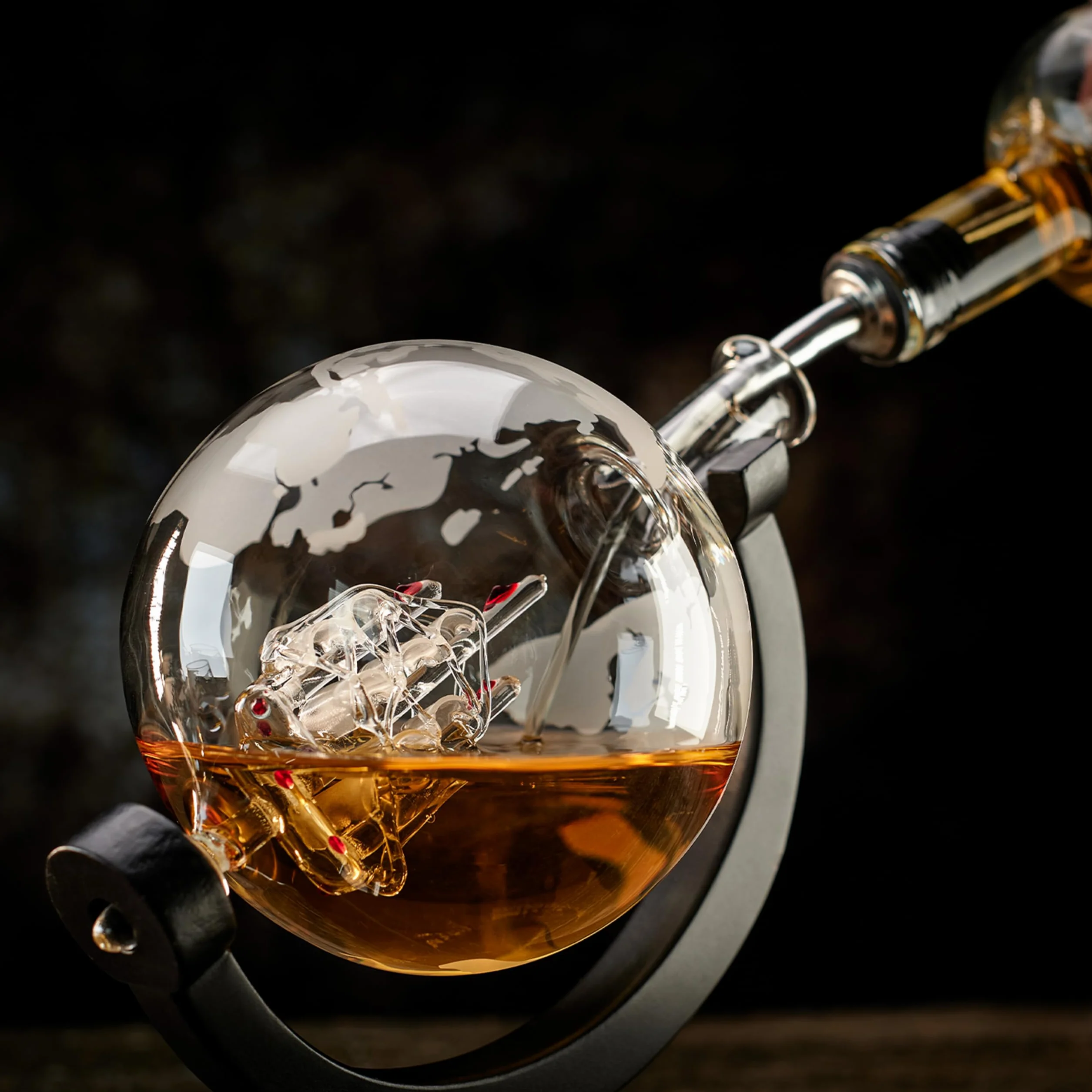 WHISISKEY Zestaw Karafka do Whisky 900ML 2 Szklanki 8 Kamieni Prezentowy