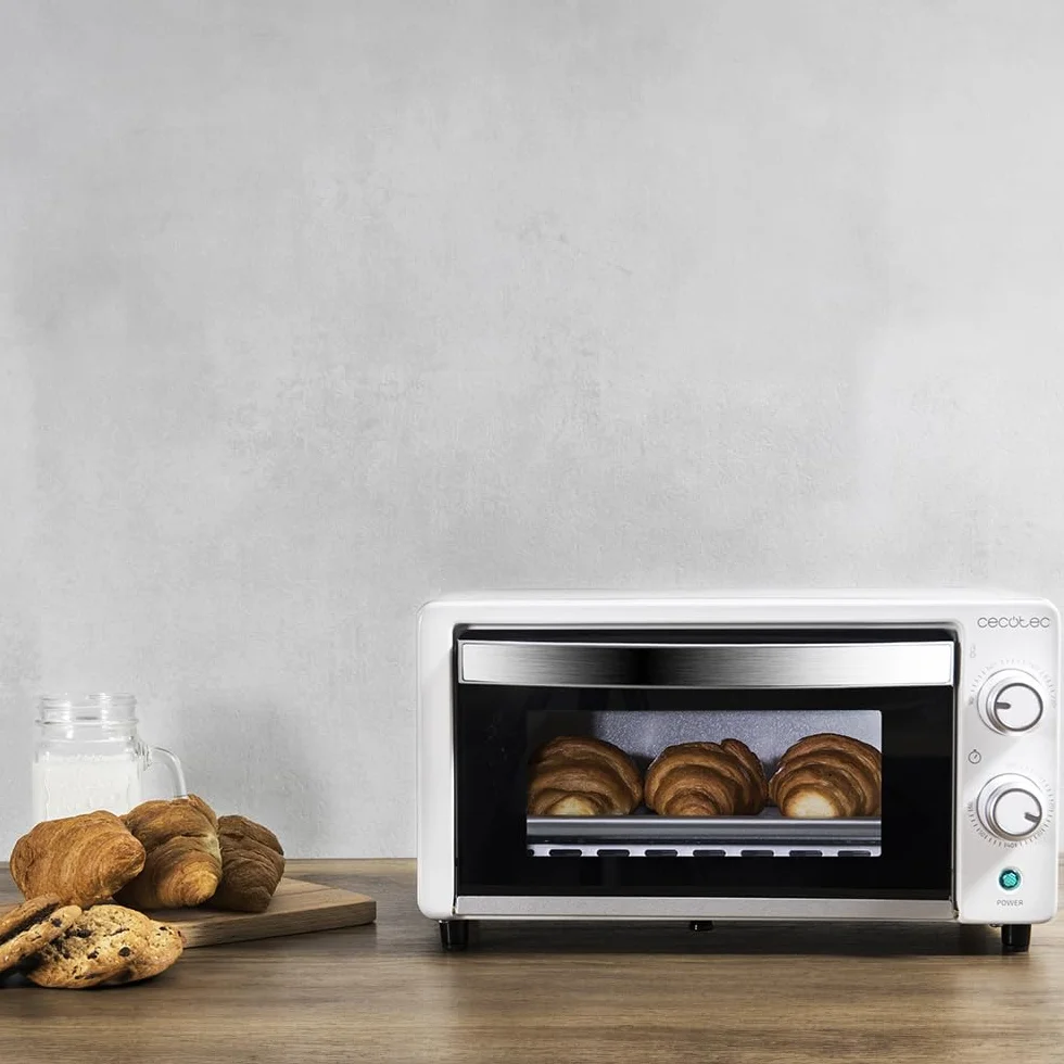 Cecotec Piekarnik stołowy Bake&Toast 3090 White Gyro, 30 l, 1500 W, 5 różnych funkcji, zawiera obrotowy rożen, oświetlenie wewnętrzne, tackę na okruszki
