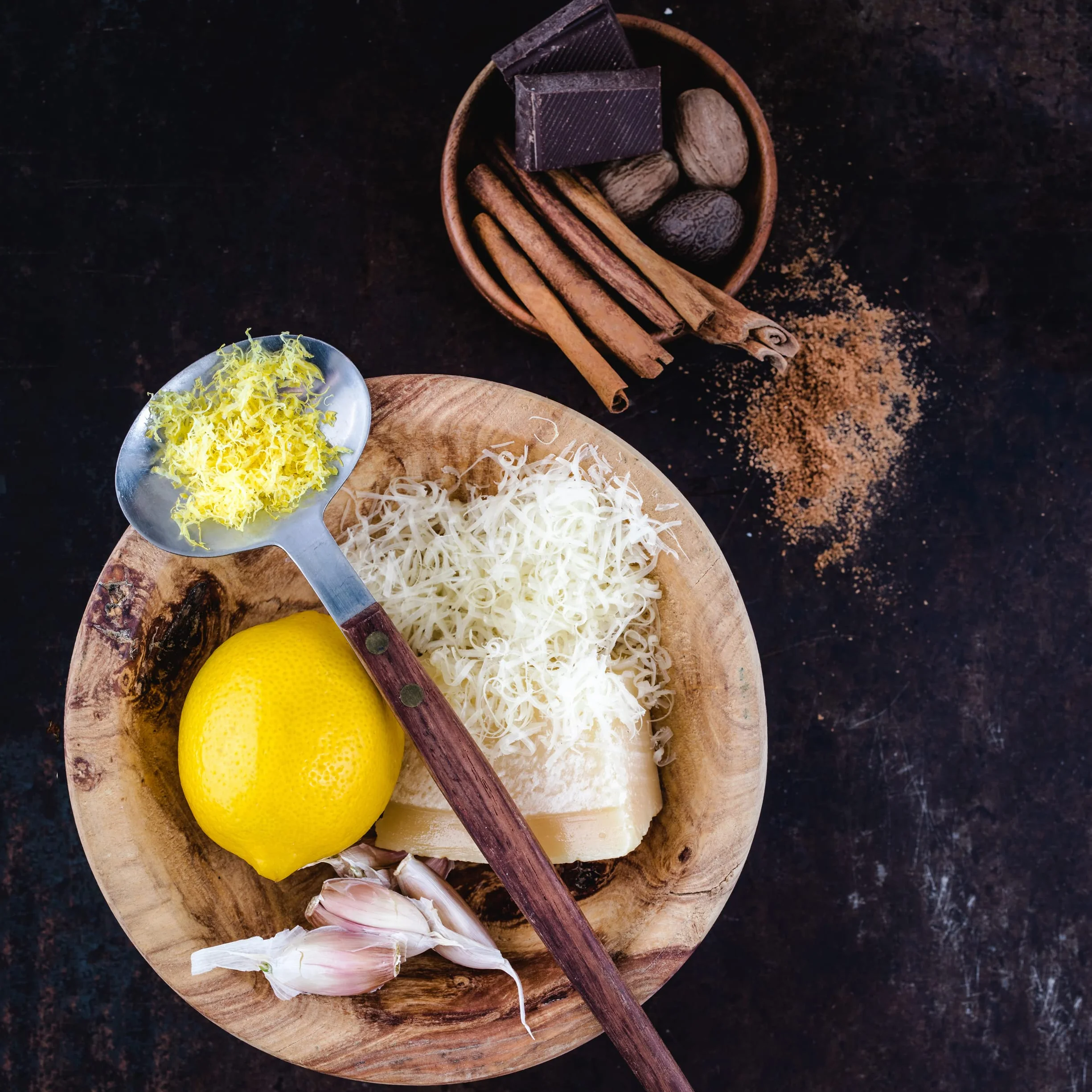 Microplane Gourmet Series drobna tarka ze stali nierdzewnej czerwona