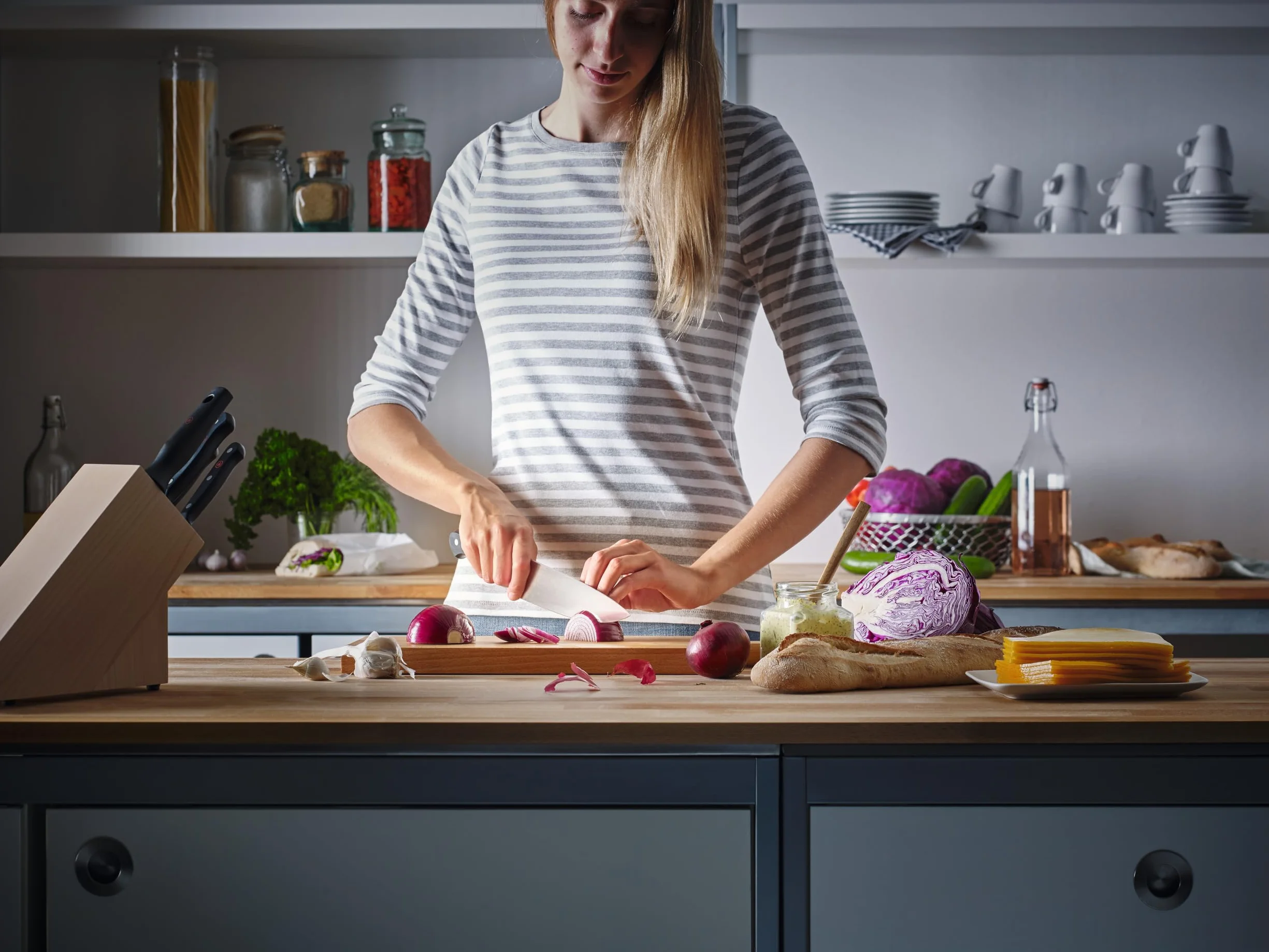 WÜSTHOF Gourmet nóż do pomidorów, 14 cm, czarny, srebrny