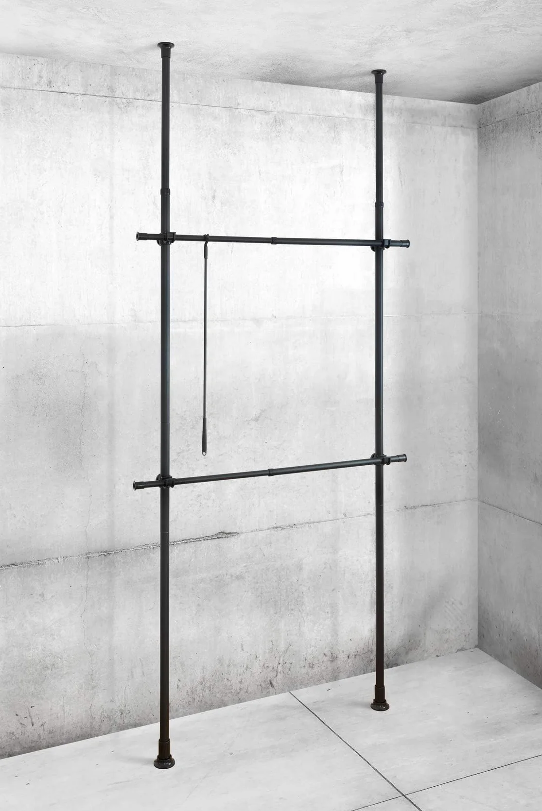 WENKO Herkules Basic Teleskopowy system garderoby regulowany czarny