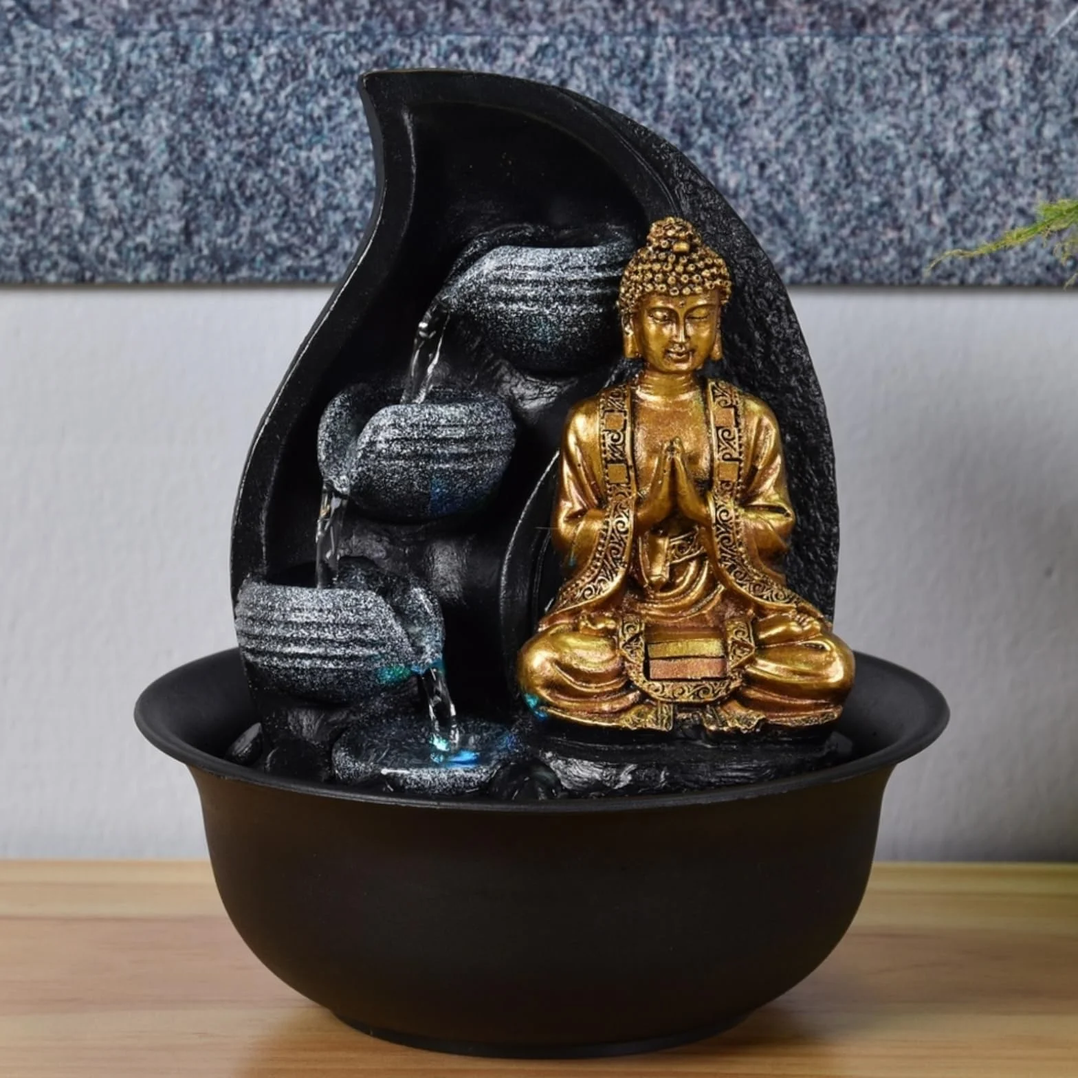 Fontanna Buddy Praya - Wyjmowana fontanna Buddy - Egzotyczna dekoracja Zen - Prezenty - Fontanna stołowa Światło LED - Obwód zamknięty - Brązowy i złoty - H 26 cm - Zen'Light