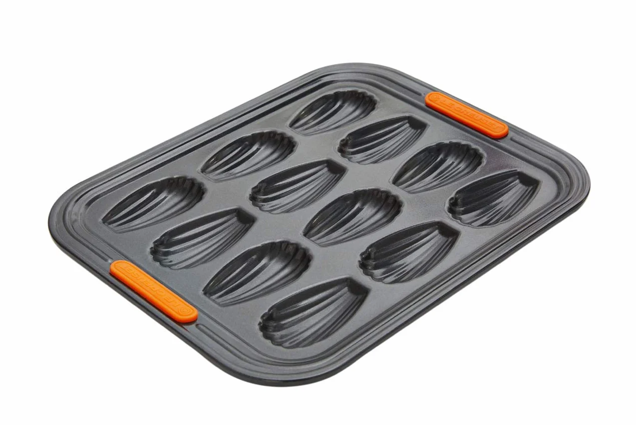 Le Creuset Foremka do pieczenia Madeleine, 12 sztuk, odporna na kwaśne ciasto, wykonana ze stali węglowej, antracyt/pomarańczowy