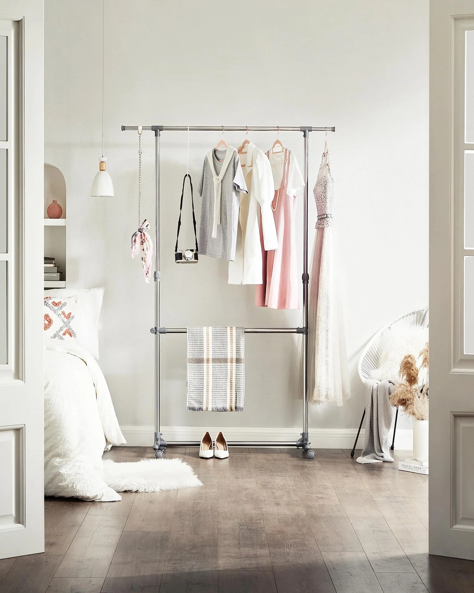 Songmics Wieszak na Ubrania Metalowy Szary 101-163 x 49 x 113-198 cm