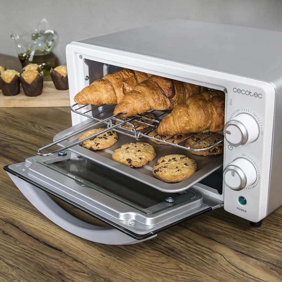 Cecotec Piekarnik stołowy Bake&Toast 3090 White Gyro, 30 l, 1500 W, 5 różnych funkcji, zawiera obrotowy rożen, oświetlenie wewnętrzne, tackę na okruszki